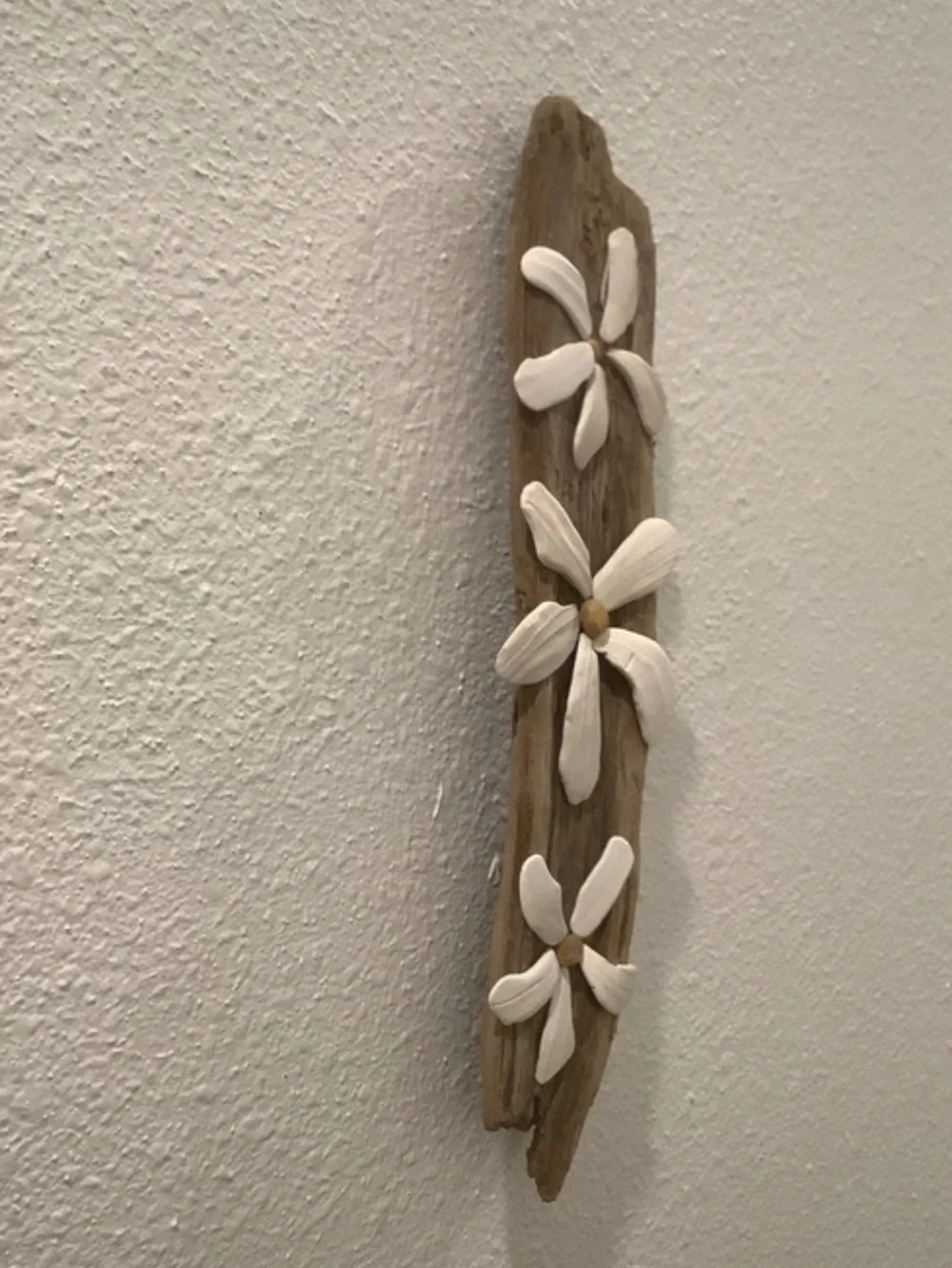 Driftwood Art, Driftwood & Seashell Flowers With Agates , Coastal Decor